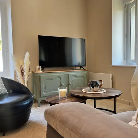 An Ti Bras Apartment